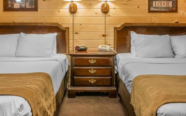 Econo Lodge Mackinaw City