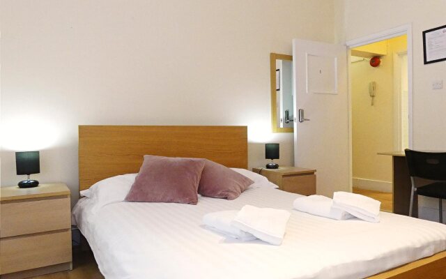 LCS London Bridge Apartments