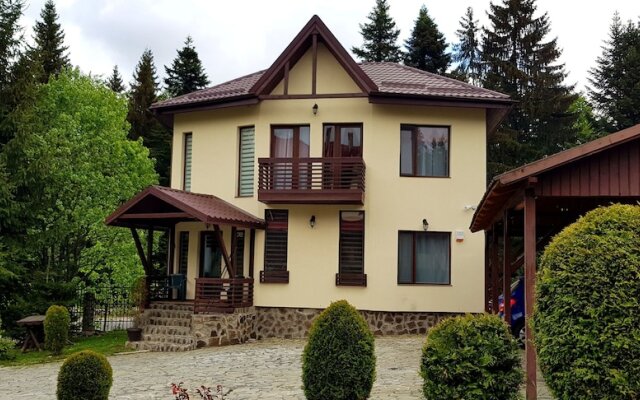 Fox Valley Villa