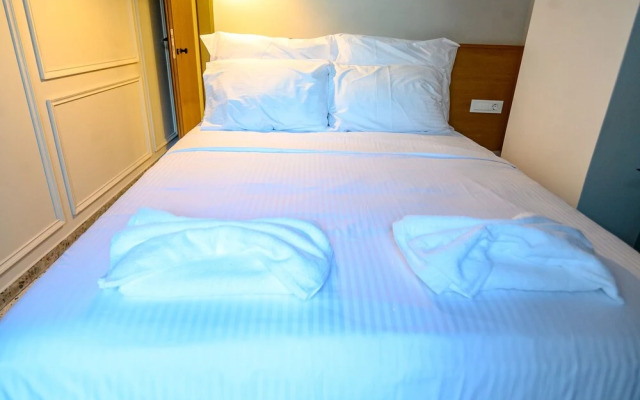 Belle Athenes - Luxury Rooms at Monastiraki Railway Station