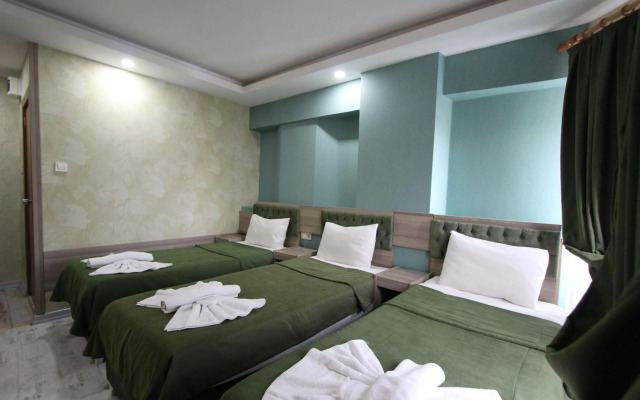 Kaya Madrid Hotel