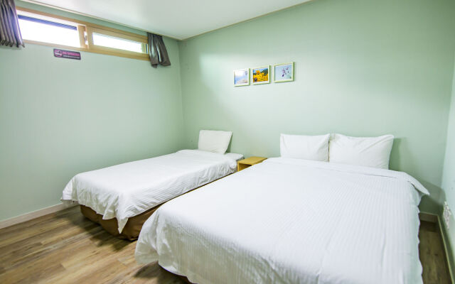 Business Hotel Haeundae S