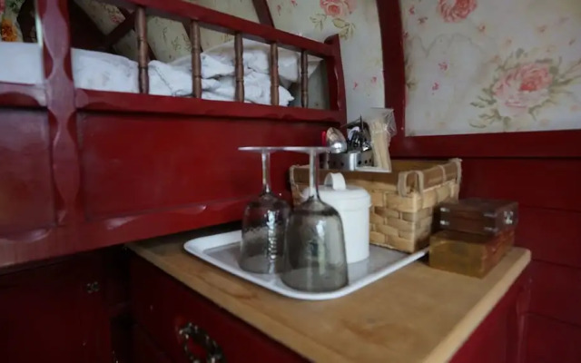 Jura @ Westcote Glamping