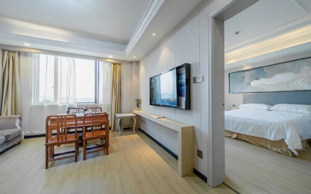 Vienna International Shanghai Pujiang Town