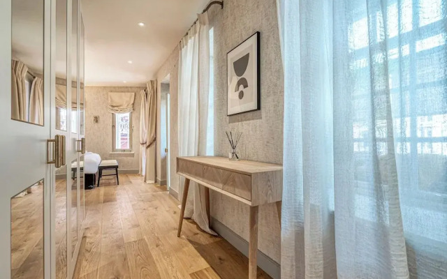 Luxury flats near Big Ben and London Eye