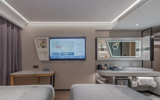 SKYBIRD Hotel