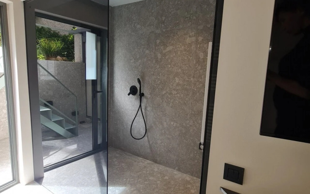 CityZoe Athens Suites
