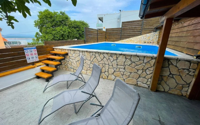 Apartment in Dramalj Near Beach & Pool