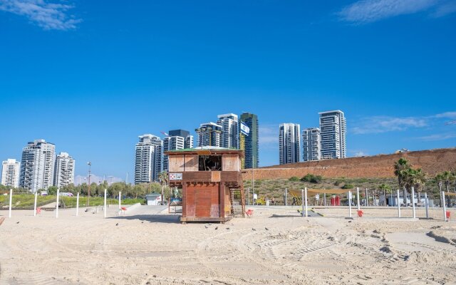 Hi - Yam SeaView Apartments & Suites