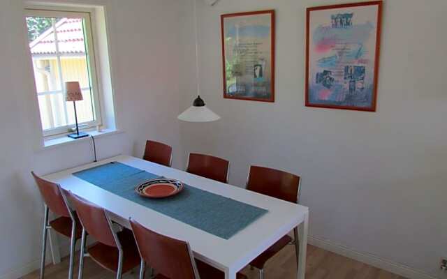 DeLay's Guest House