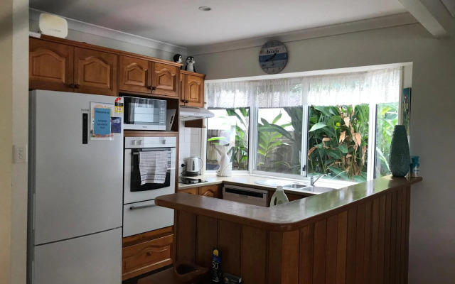 Mudjimba Esplanade Villa