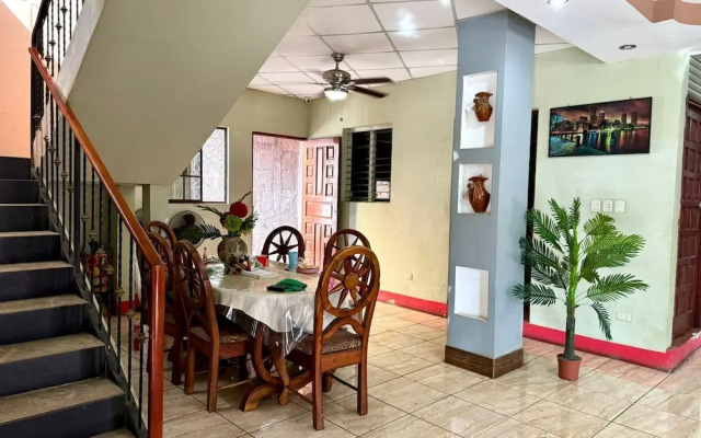 Villalobos Hotel