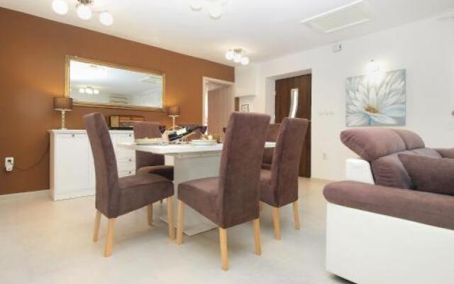 Holiday Home Villa Angelina 1233