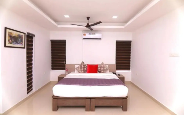 Chandra Inn