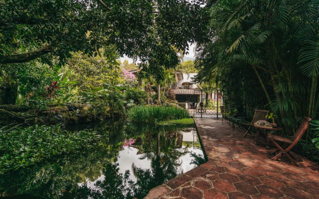 Hotel Amomoxtli