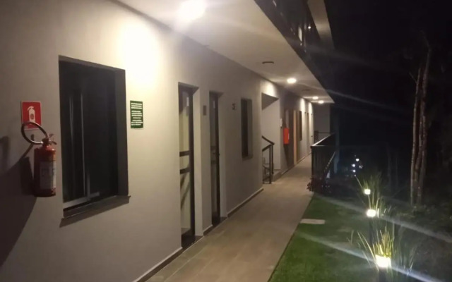 Residencial Vista do Pontal- Condomínio Samola - Ubatuba SP Apto 05