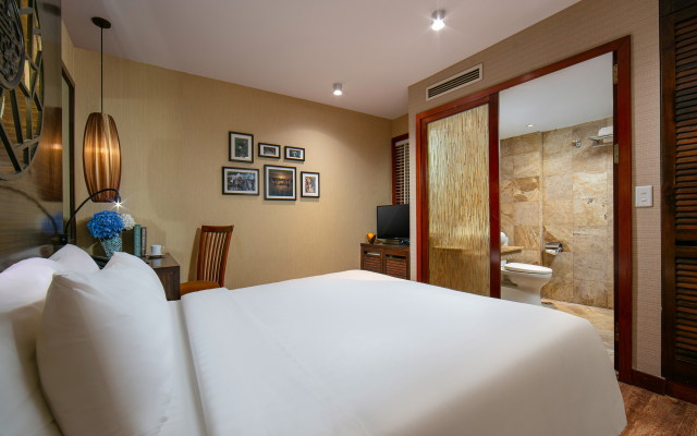 Oriental Suites Hotel & Spa