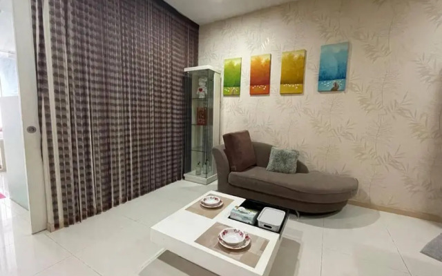 Private Jacuzzi Staycation at KL City 905