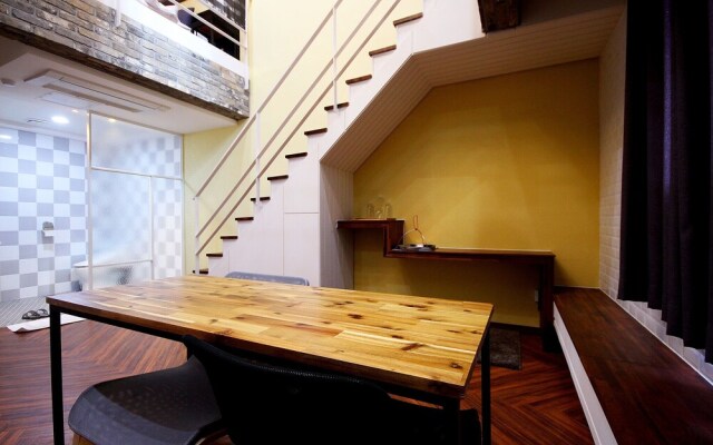 Iksan Roman Drive-in Hotel