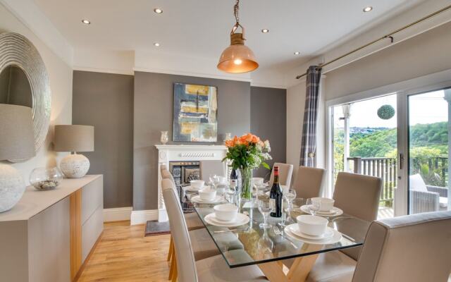 Cozy Holiday Home in Morval With Private Garden