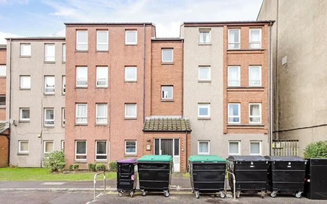 Welcoming 1BR flat near Park