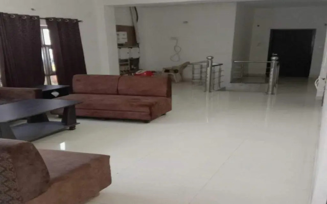 SPOT ON Hotel Deepak Palace