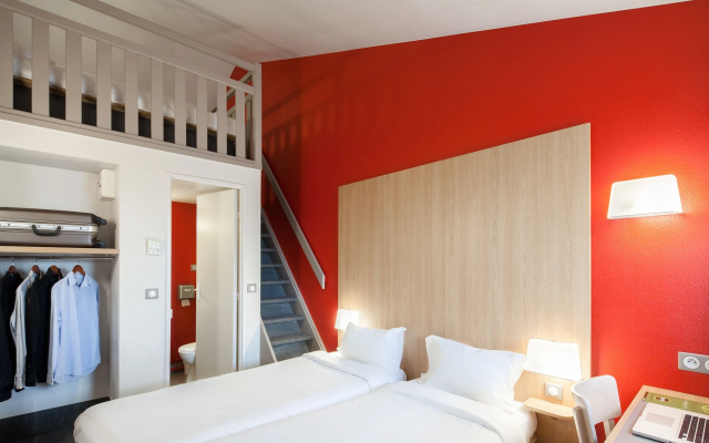 B&B HOTEL Amiens Longueau
