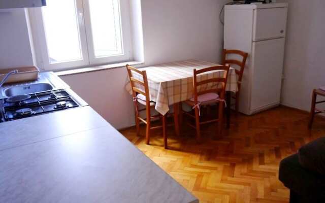 Cozy 1 Bedroom Apartment With sea View