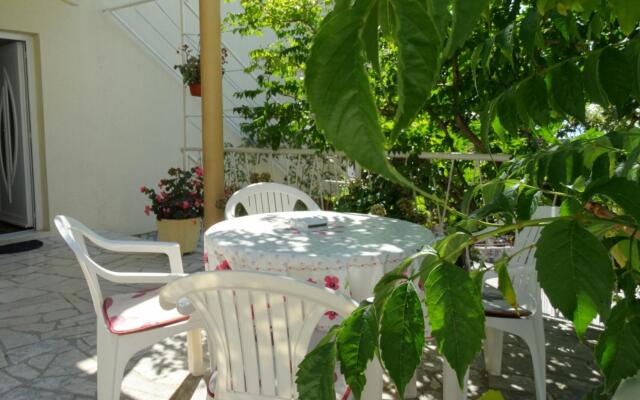 Ivo - A3(4+1)-Vilma in Crikvenica