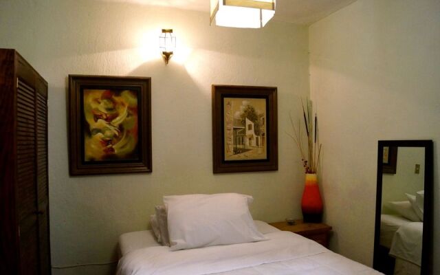 Hotel Aqui es Mexico