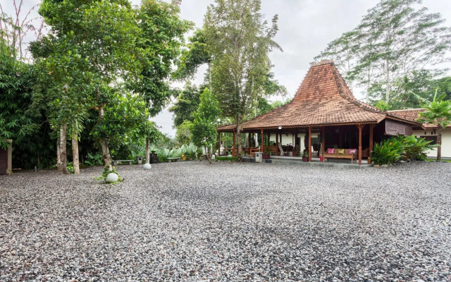 7 House Ubud