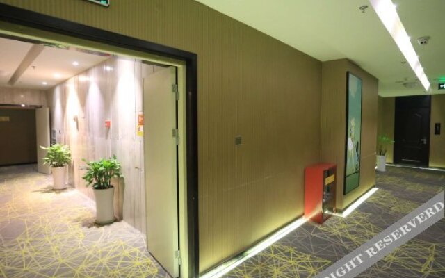 Yirui Hotel