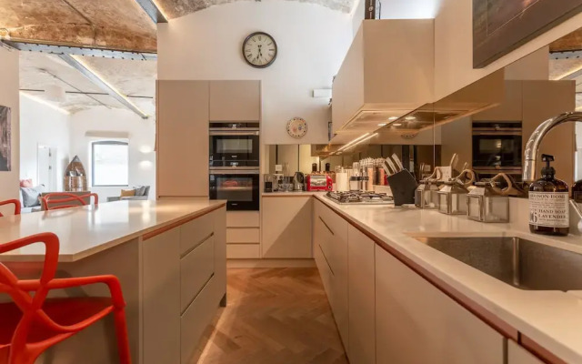 Renovated 3 Bedroom Victorian Bakery