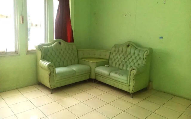 Aryani Suites
