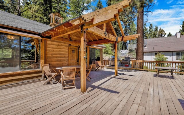 Club View Pines #2105