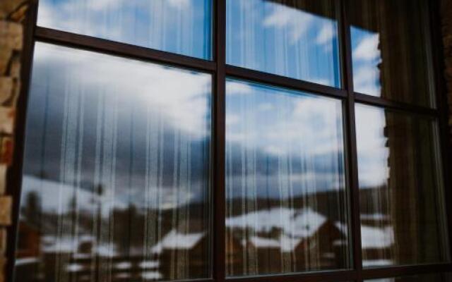 Hotel-restaurant complex Guk