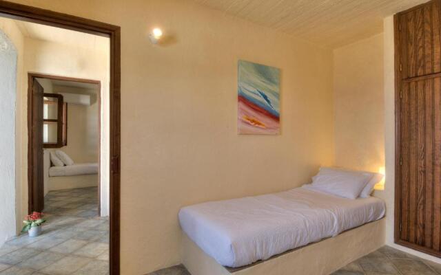 Phos Residence Pool Villa in Koundouros, Kea