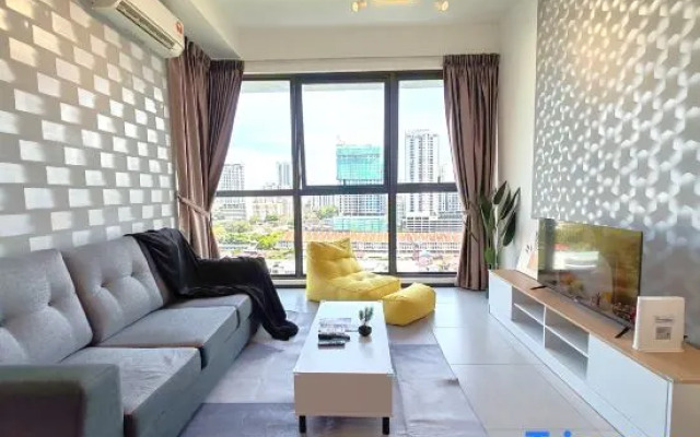 SoftGrey 2 Rooms Apartment, 4+2 Pax @ Urban Suites