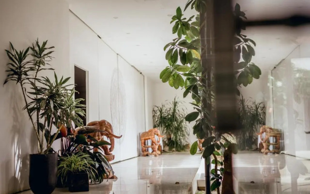 Nhat Quang Hotel