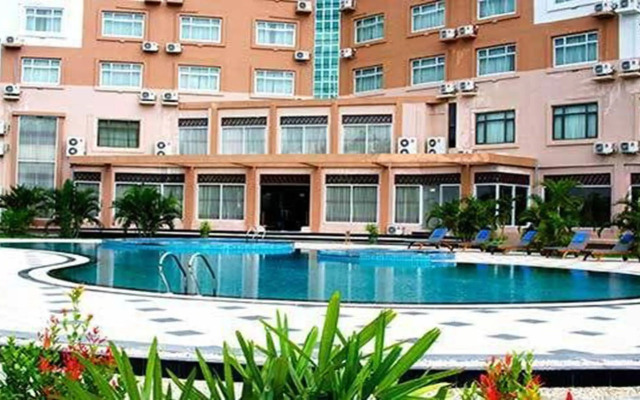 Oattara Thiri Hotel
