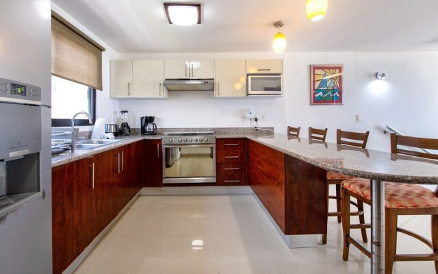 Family vacations apartment ocean view