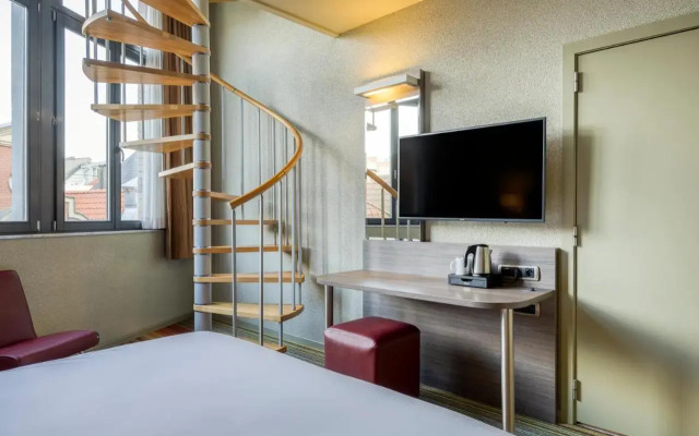 Alma Grand Place Hotel