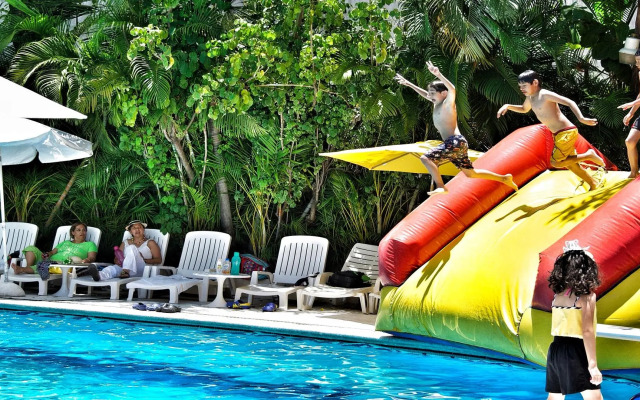 Sands Acapulco Hotel & Bungalows