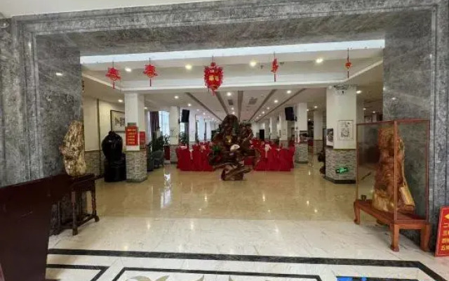Junhua Hotel (Shantou University Road Branch)