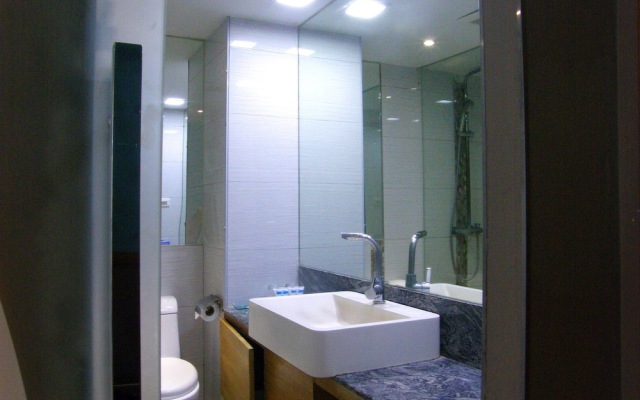 OYO 143 Dday Resotel Pattaya Hotel