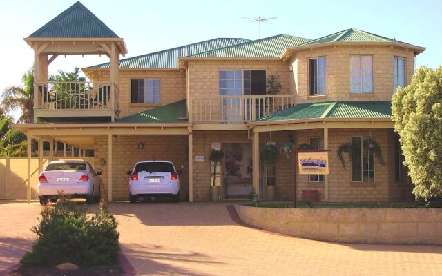 Seascapes Bed & Breakfast Mindarie