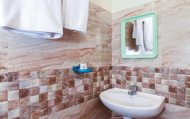 City Heart - A Comfortable Stay by OYO Rooms