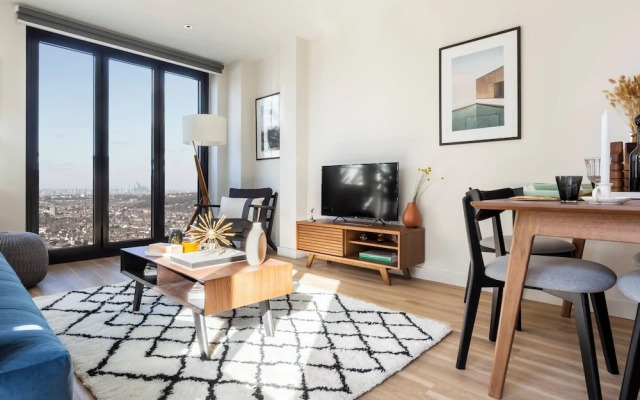 Croydon Central Apartments by Urban Rest