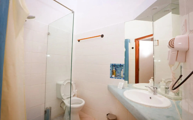 Slipway Hotel