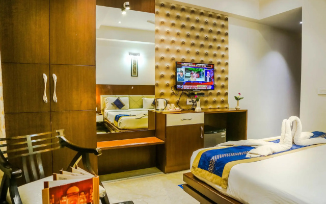 FabHotel Taj Nagari